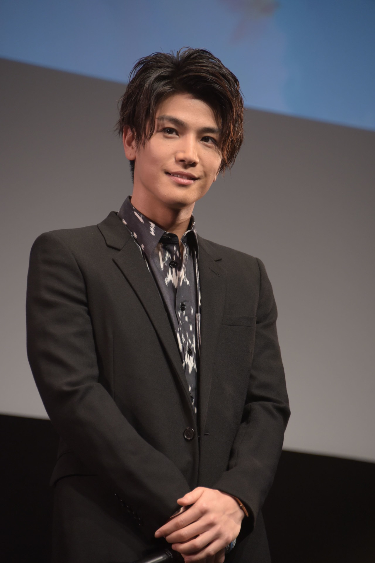 岩田剛典