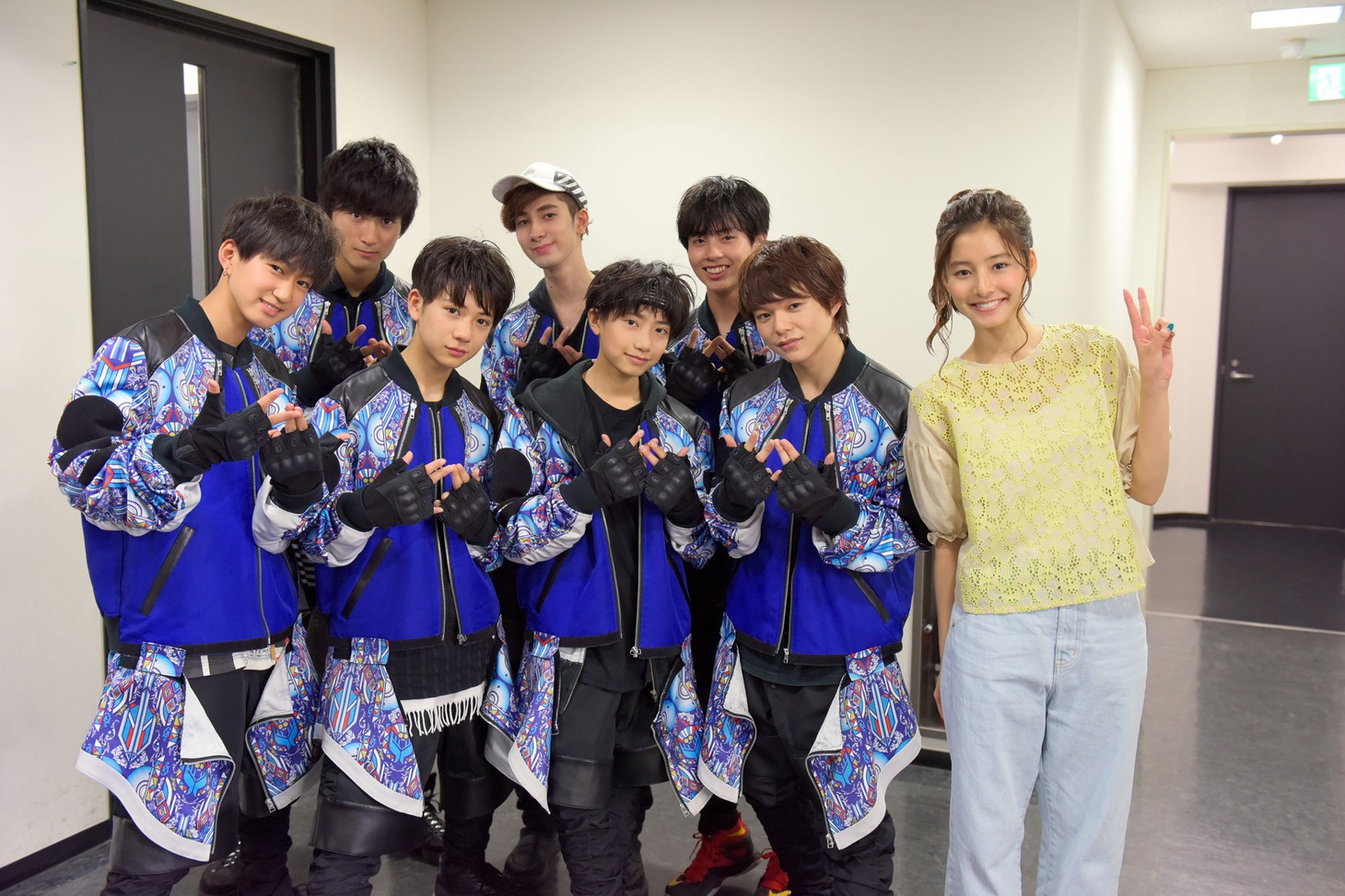 「あのコの、トリコ。」オフショット。左からSUPER★DRAGON、新木優子。