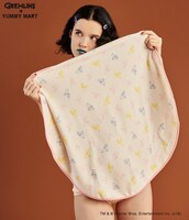 YM グレムリンブランケット（2678円）