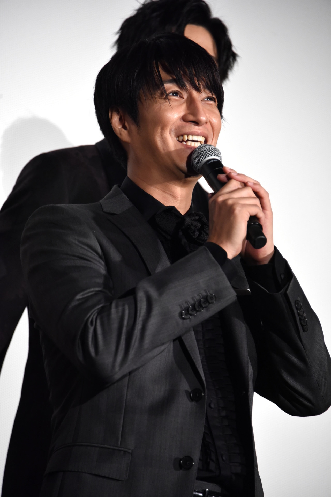 天野浩成