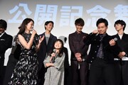 劇中パフォーマンス「IIKOTO」のシーンについて語る登壇者たち。