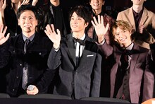左から山下健二郎、佐藤寛太、佐藤大樹。