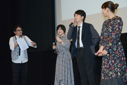 左から柳原哲也、佐藤利奈、堀江一眞、小林沙苗。