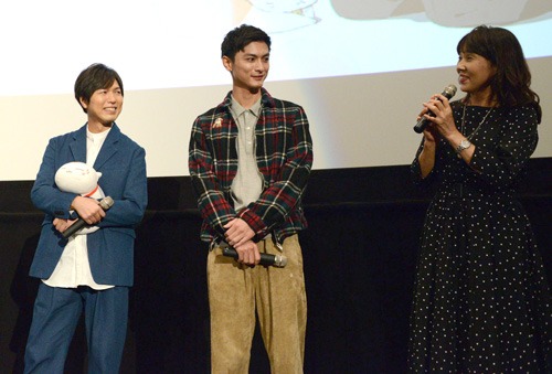 左から神谷浩史、高良健吾、島本須美。