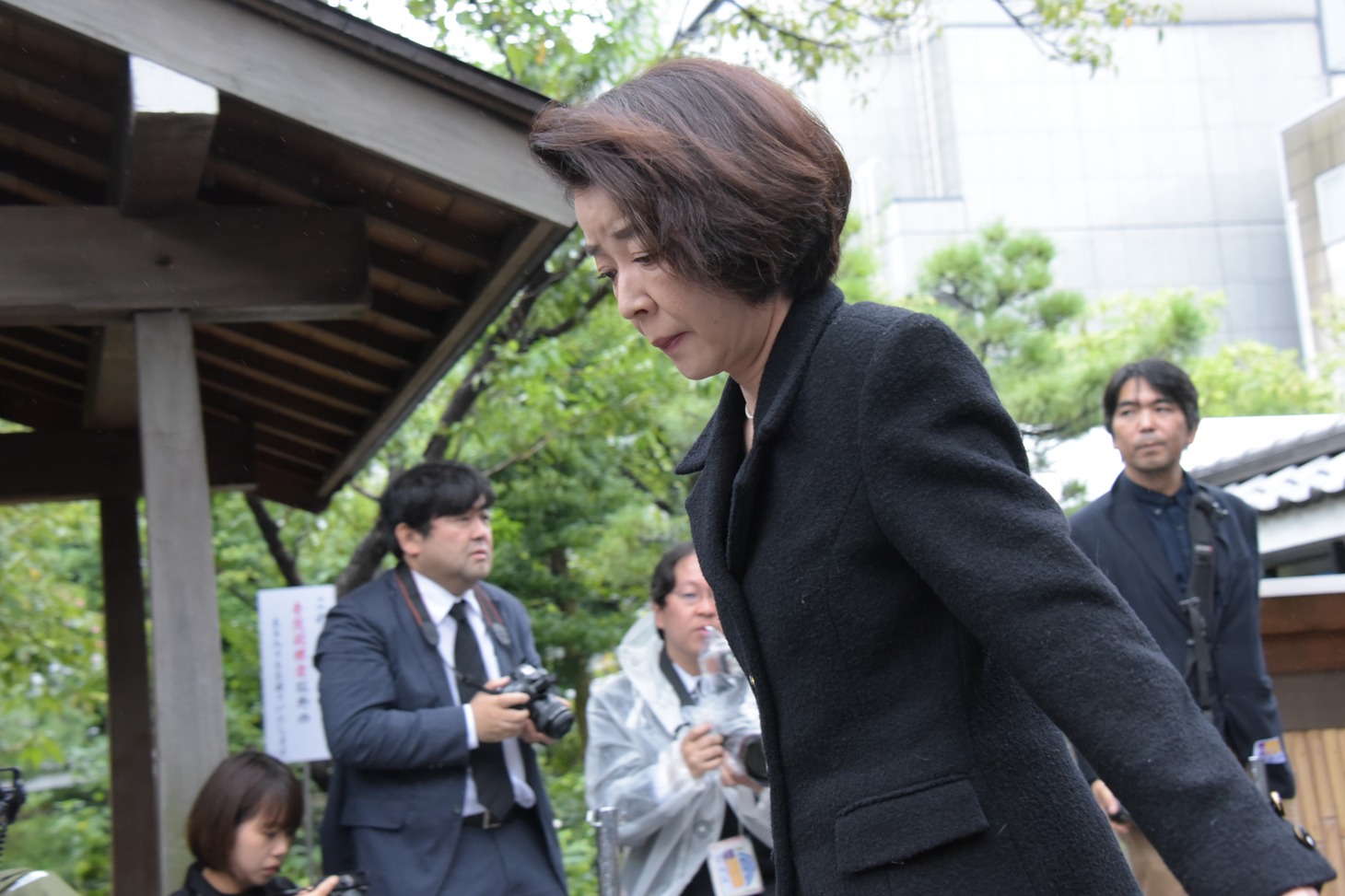 岸本加世子