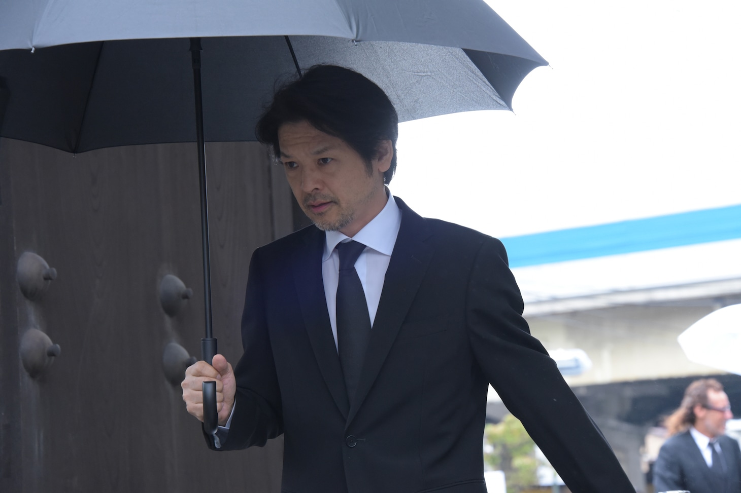緒形直人