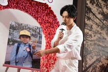 小学1年生の頃の思い出を語る吉沢亮。