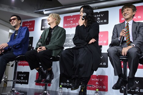 左から石田秀範、藤田富、谷口賢志、白倉伸一郎。