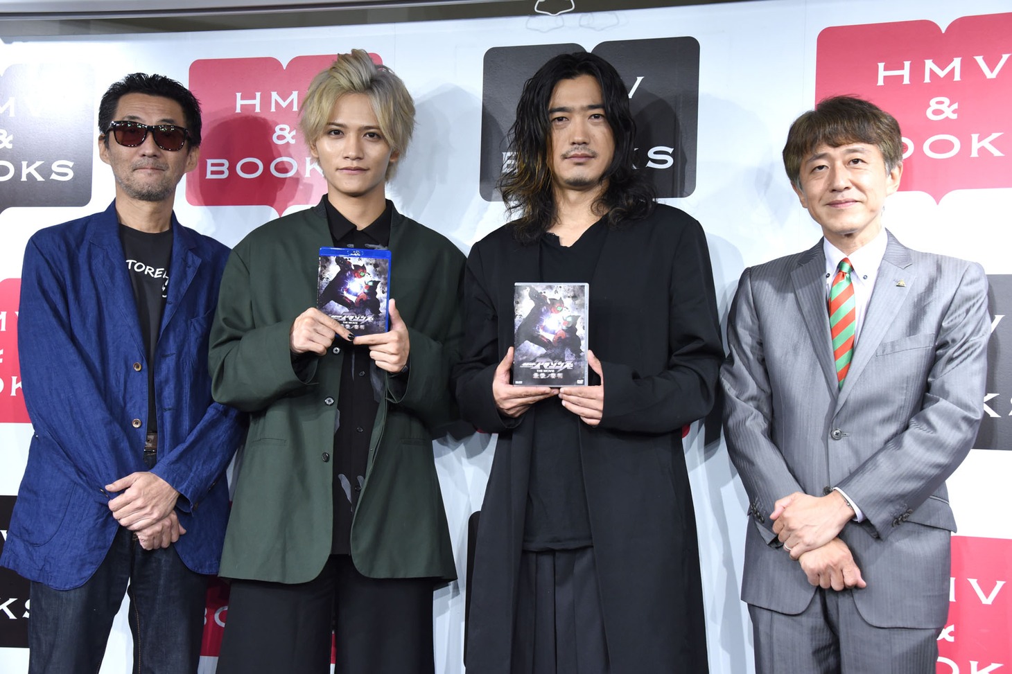 左から石田秀範、藤田富、谷口賢志、白倉伸一郎。
