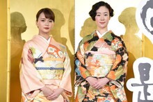 左から多部未華子、黒木華。