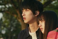 映画「愛唄 －約束のナクヒト－」の場面カット。