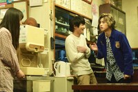 映画「愛唄 －約束のナクヒト－」の場面カット。