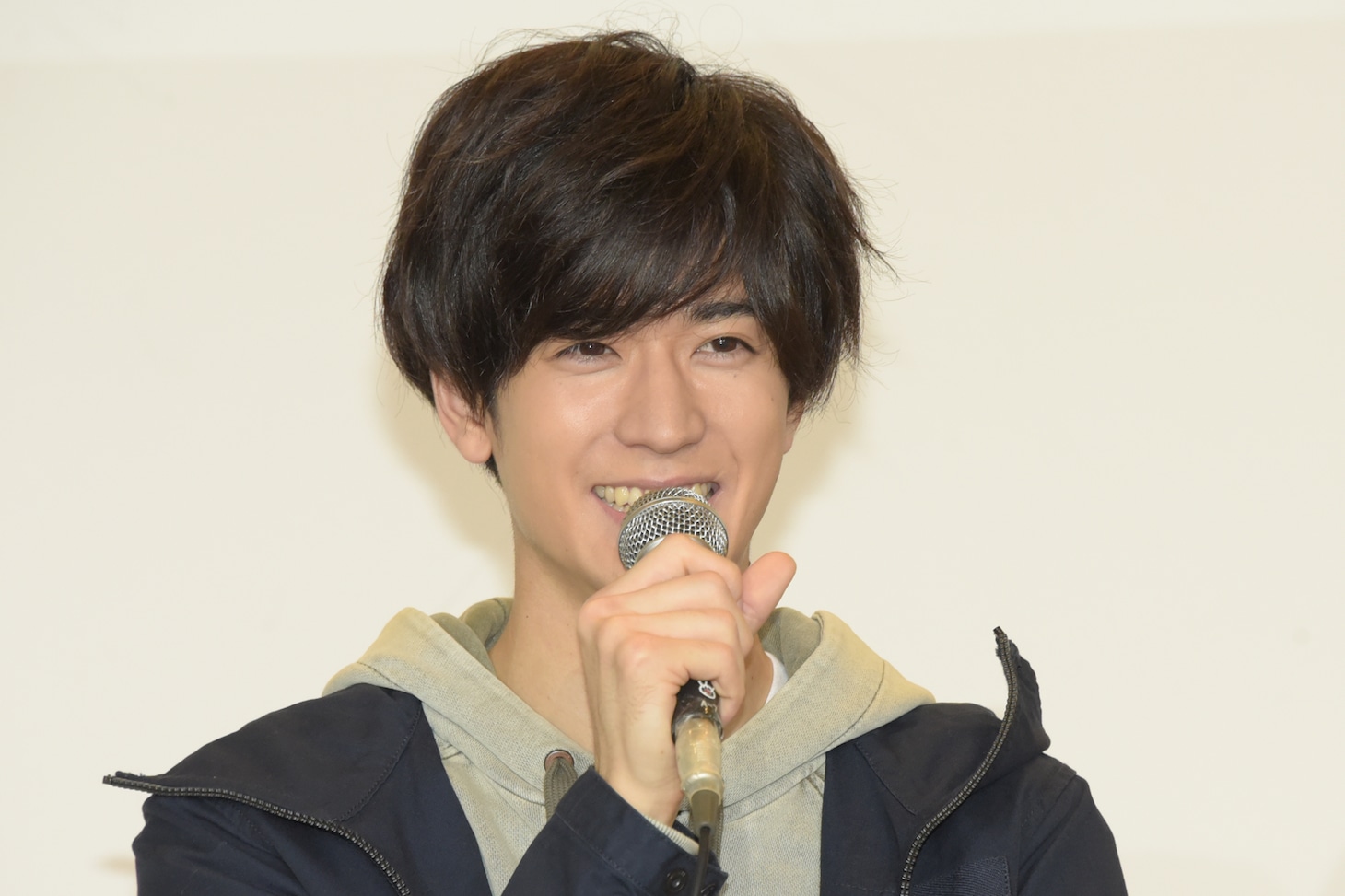 中島裕翔
