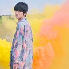 本郷奏多が12色の表情見せる2019年カレンダー発売、メイキング映像も公開