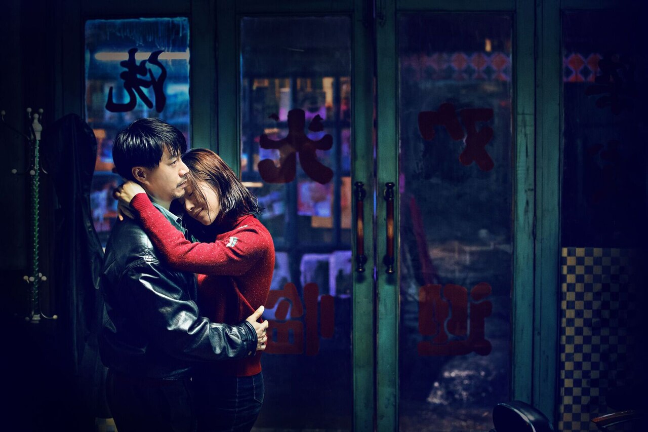 連続猟奇殺人事件に首を突っ込む男の運命描く「迫り来る嵐」予告編