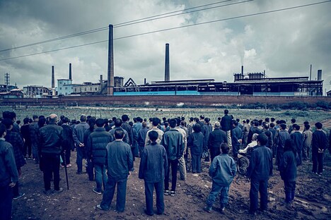 「迫り来る嵐」