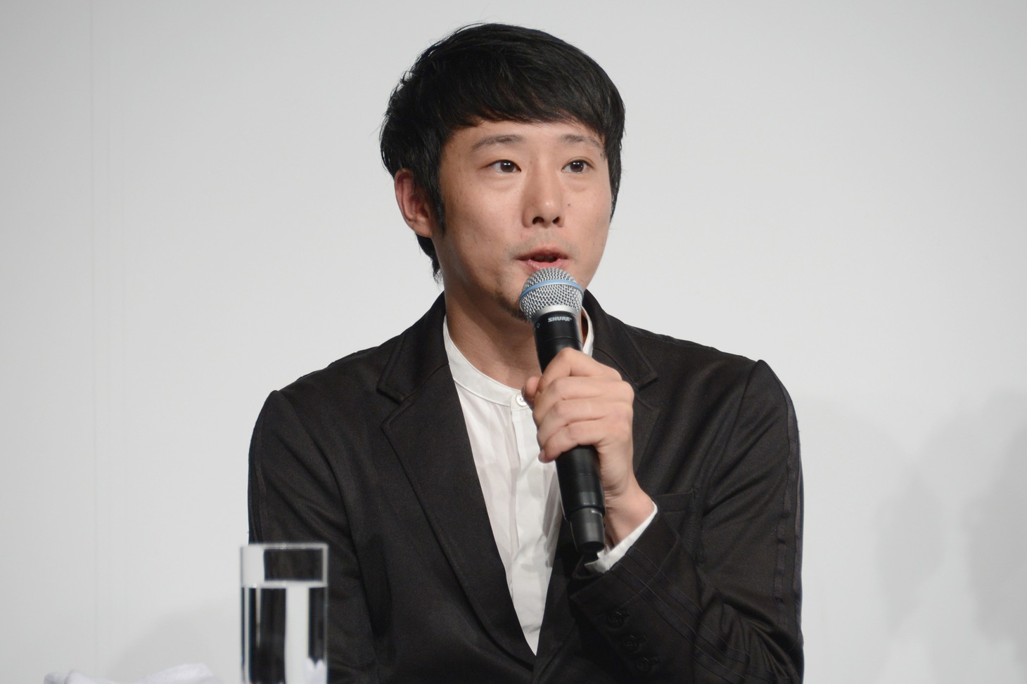 藤井道人
