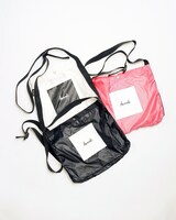 サコッシュ（各4968円）