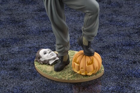 「HORROR美少女 マイケル・マイヤーズ」