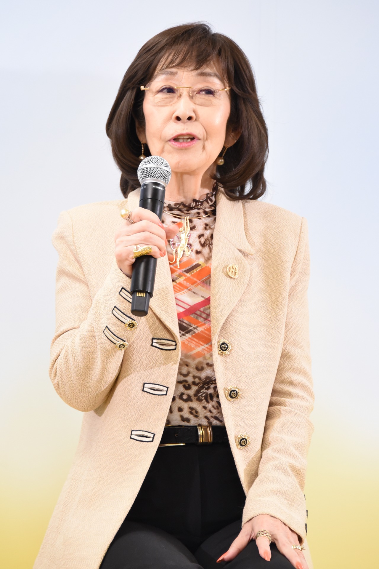 高野八重子
