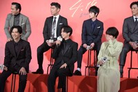 「キングダム」製作報告会見の様子。