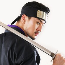 岩永ジョーイ演じる原田勘助。