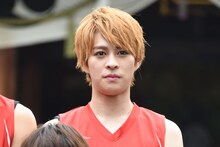 「仮面ライダーゴースト」出演時を思わせる金髪で参加した西銘駿。