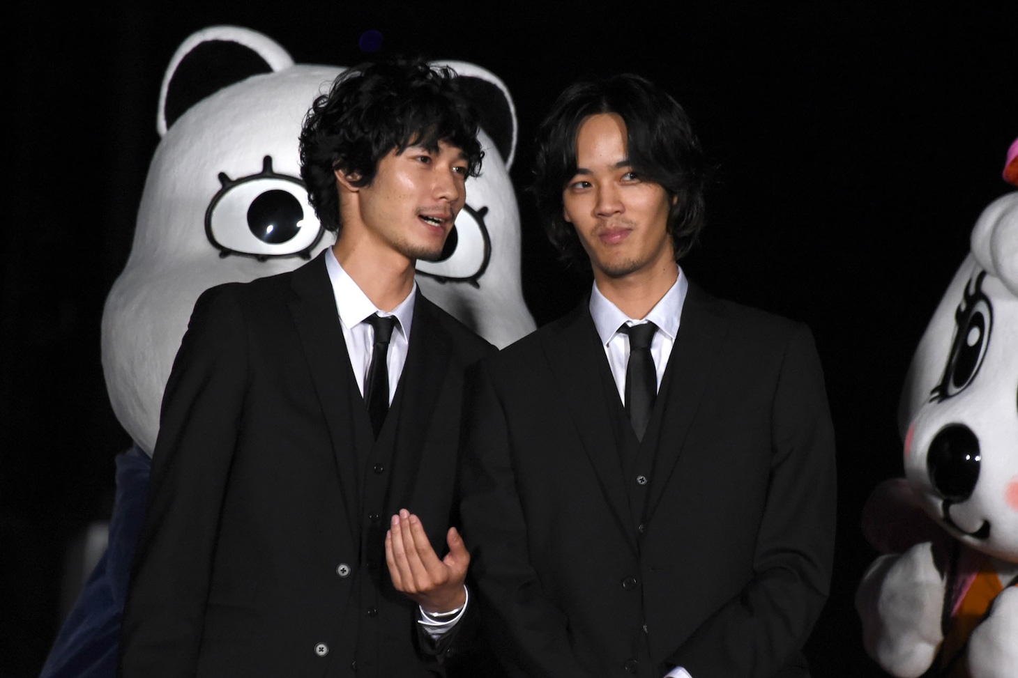 左から清原翔、遠藤史也。
