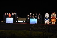 「よみうりランド ジュエルミネーション ～輝きのライトピア～ 点灯式」の様子。