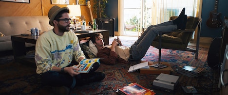 「アンダー・ザ・シルバーレイク」