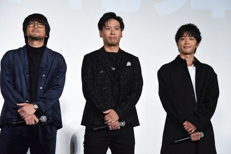 左から平沼紀久、山下健二郎、佐藤寛太。