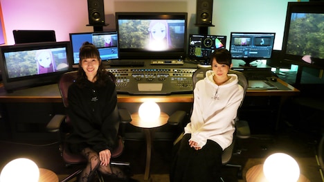 「公開直前！『ANEMONE／交響詩篇エウレカセブン ハイエボリューション』スペシャルガイド」より小清水亜美（左）、名塚佳織（右）。