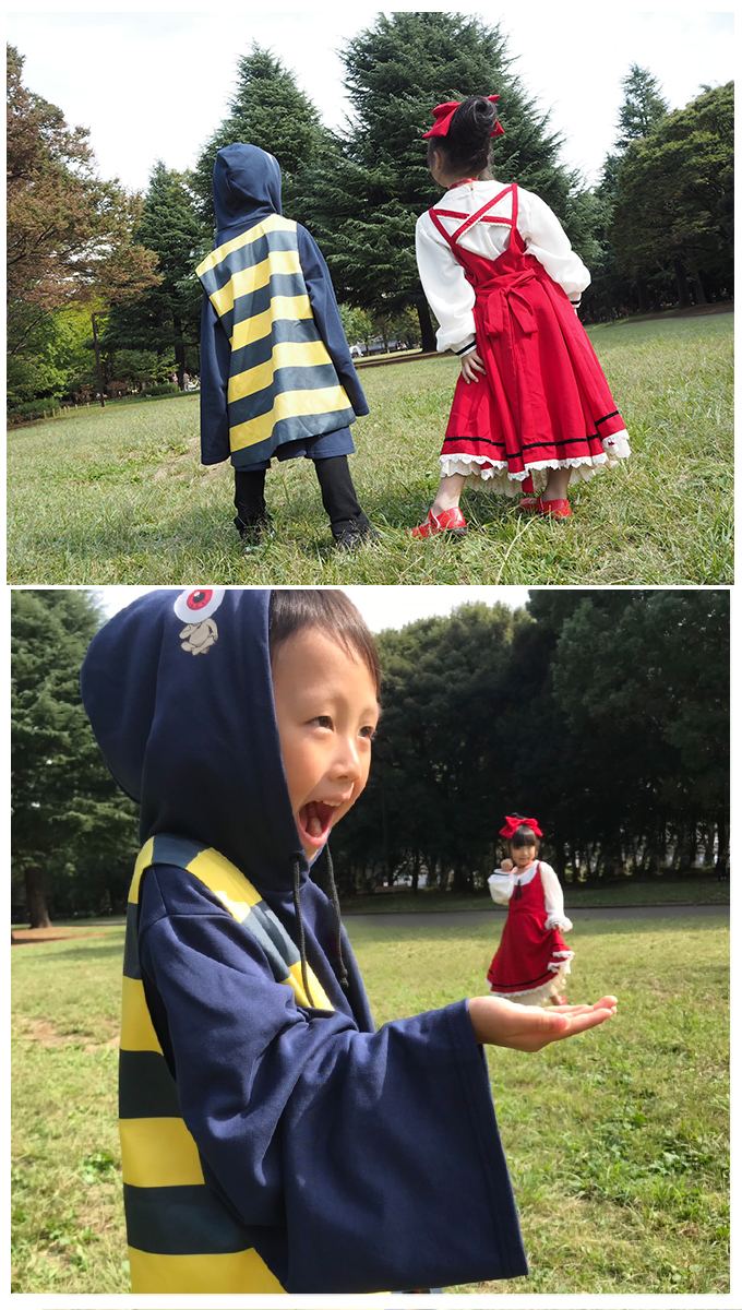 「鬼太郎のちゃんちゃんこ付きアンサンブルパーカー kids ver.」「ねこ娘のリボンヘアアクセ付きドッキングワンピース kids ver.」着用イメージ