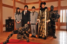 左から高田里穂、渡部秀、奥野壮、岩永徹也。