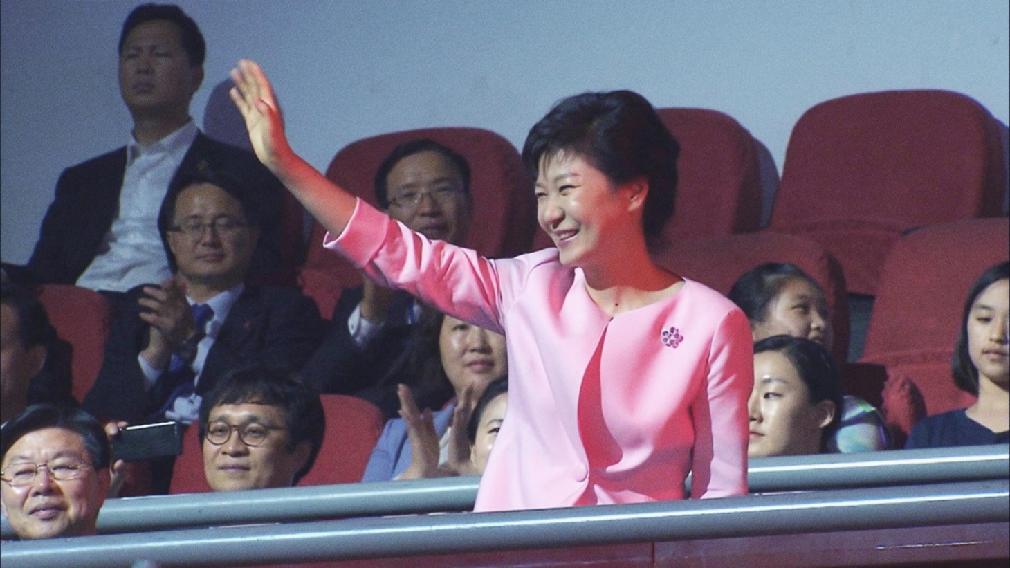 「共犯者たち」