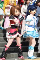 左からキュアブラック、キュアホワイト。