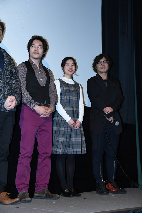 左から山口大地、小槙まこ、西田大輔。