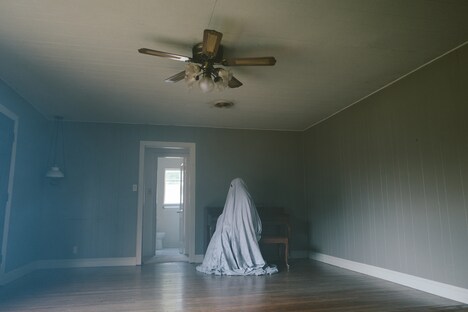 「A GHOST STORY/ア・ゴースト・ストーリー」
