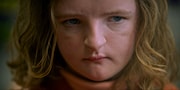 「ヘレディタリー/継承」より、ミリー・シャピロ演じるチャーリー。