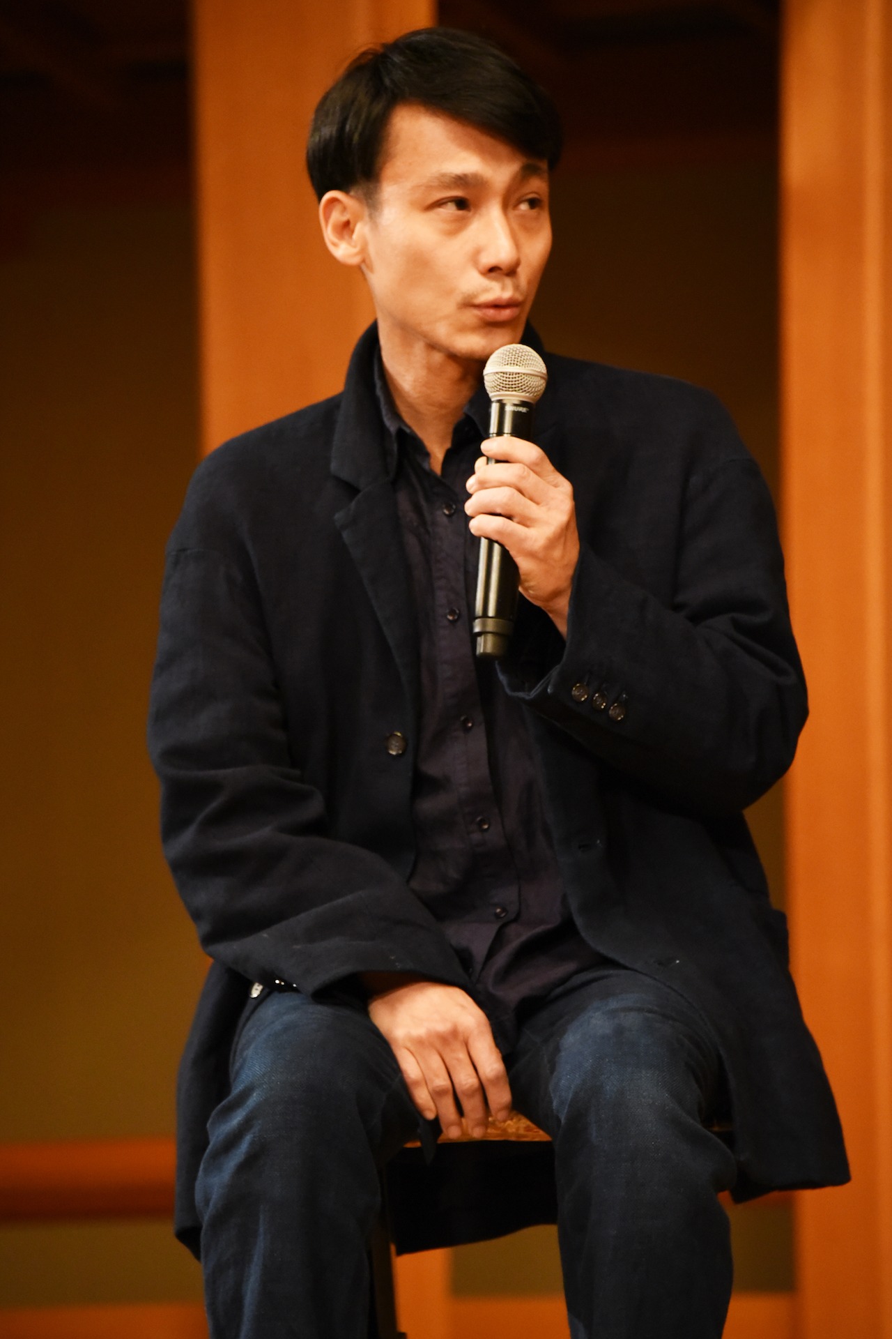 新居幸治