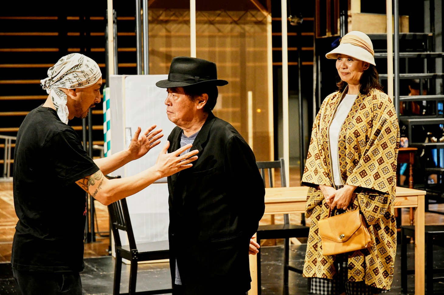 KAAT神奈川芸術劇場プロデュース「セールスマンの死」稽古より。（撮影：細野晋司）