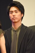 小野塚勇人