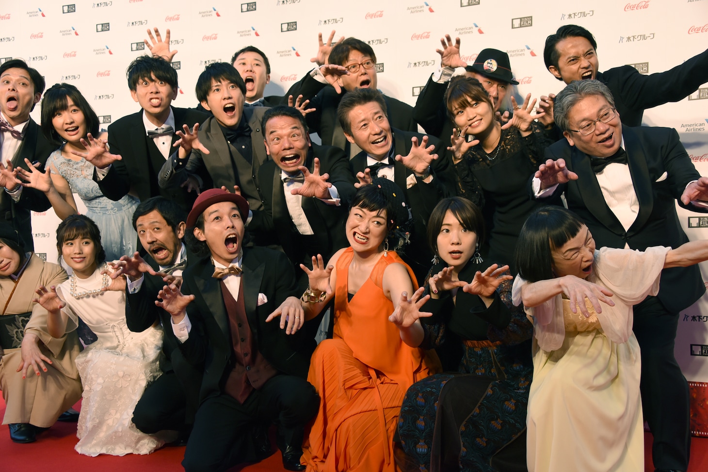 「カメラを止めるな！」のキャストとスタッフ。