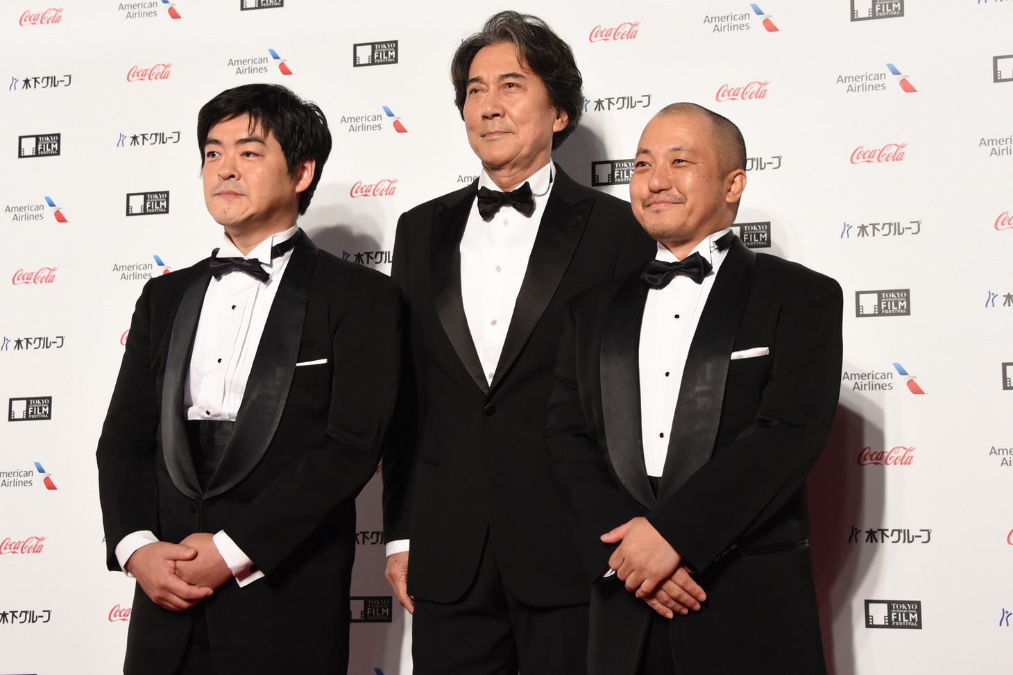 左から沖田修一、役所広司、白石和彌。
