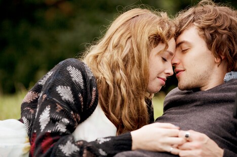 「モダンライフ・イズ・ラビッシュ ～ロンドンの泣き虫ギタリスト～」新場面写真