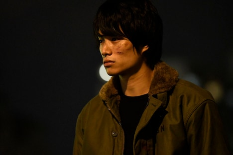 「jam」より、鈴木伸之演じるテツオ。