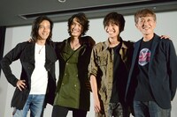 左から半田健人、村上幸平、武田航平、白倉伸一郎。