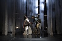 烏丸ストロークロック「まほろばの景」より。（撮影：東直子）