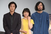 左から若葉竜也、岸井ゆきの、今泉力哉。