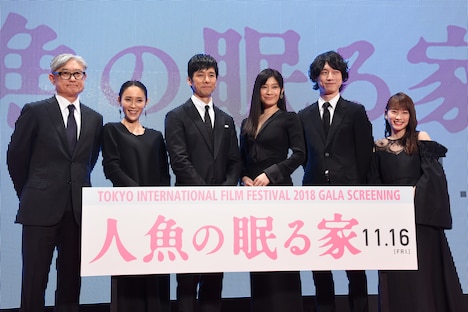「人魚の眠る家」ワールドプレミアレッドカーペットセレモニーの様子。